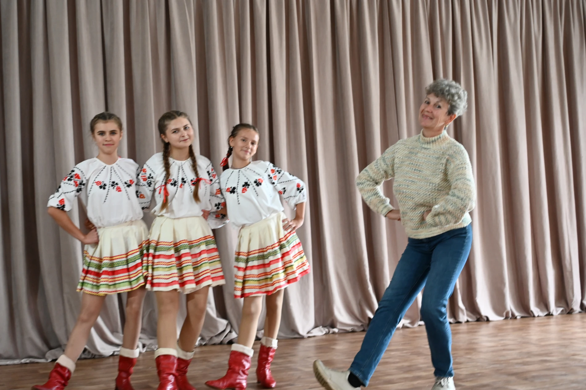 Будинок дитячо-юнацької творчості гостинно відкрив двері для школярів