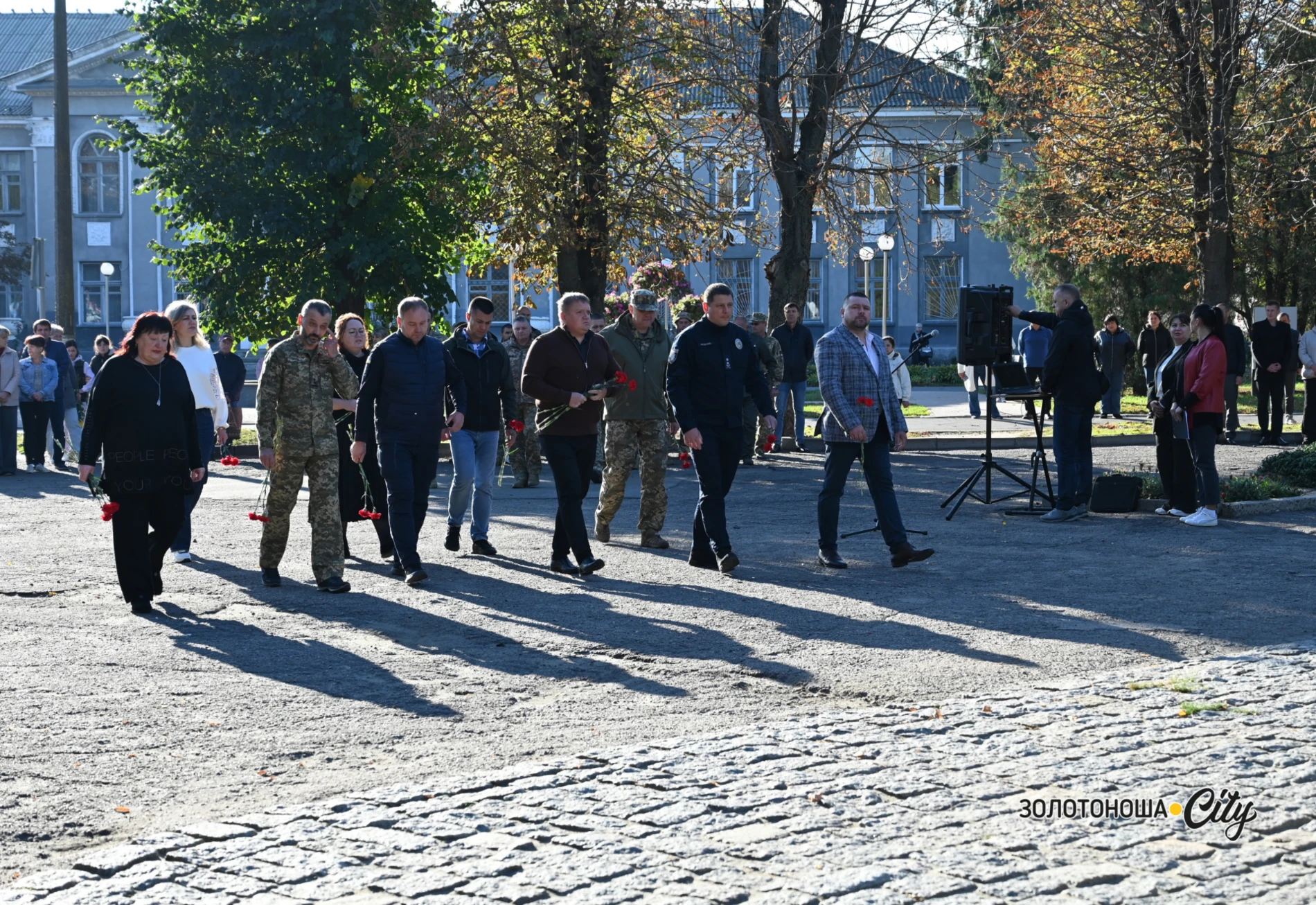 Вшануймо нескорене українське воїнство