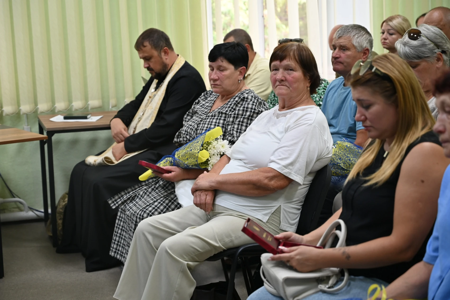 Посмертні нагороди Героям: у Золотоноші вшанували захисників України