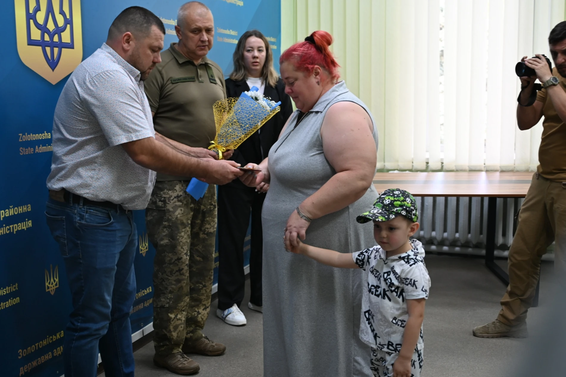 Посмертні нагороди Героям: у Золотоноші вшанували захисників України