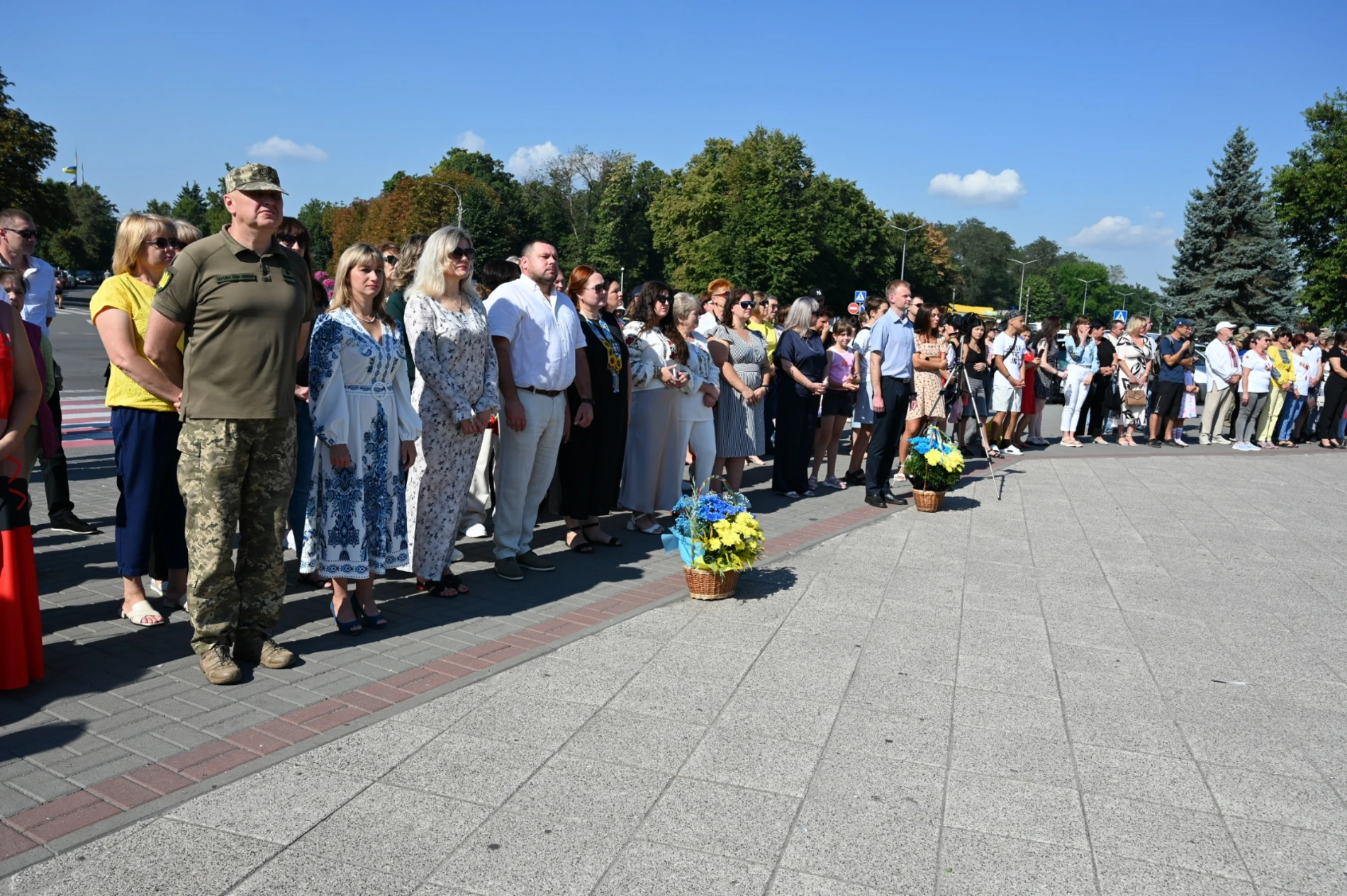 «Українське серце» у Золотоноші: як у громаді відзначили 35-ту річницю Незалежності України
