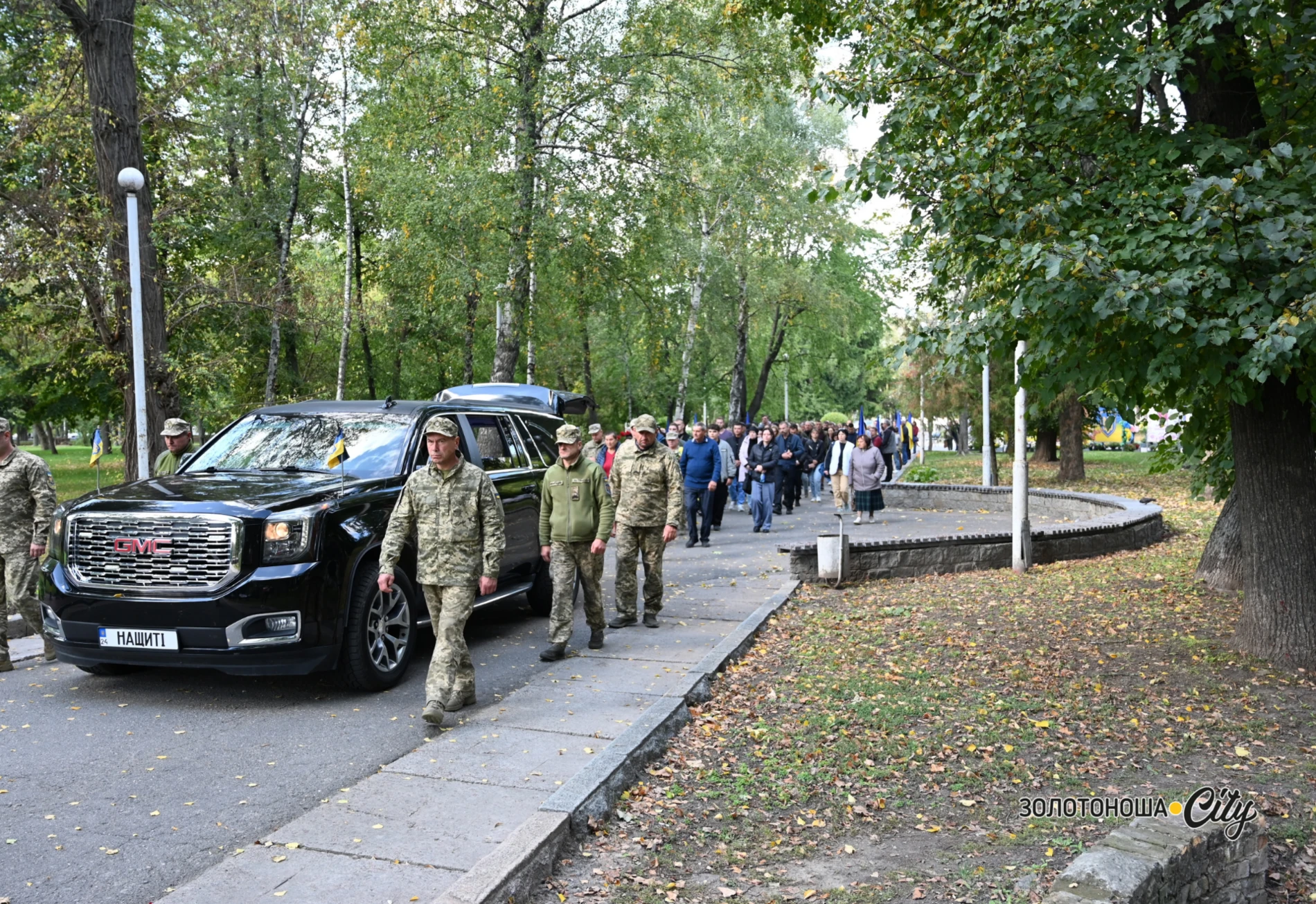 «Я не вдова! Я – дружина загиблого Героя». На щиті Дмитро Мелешко