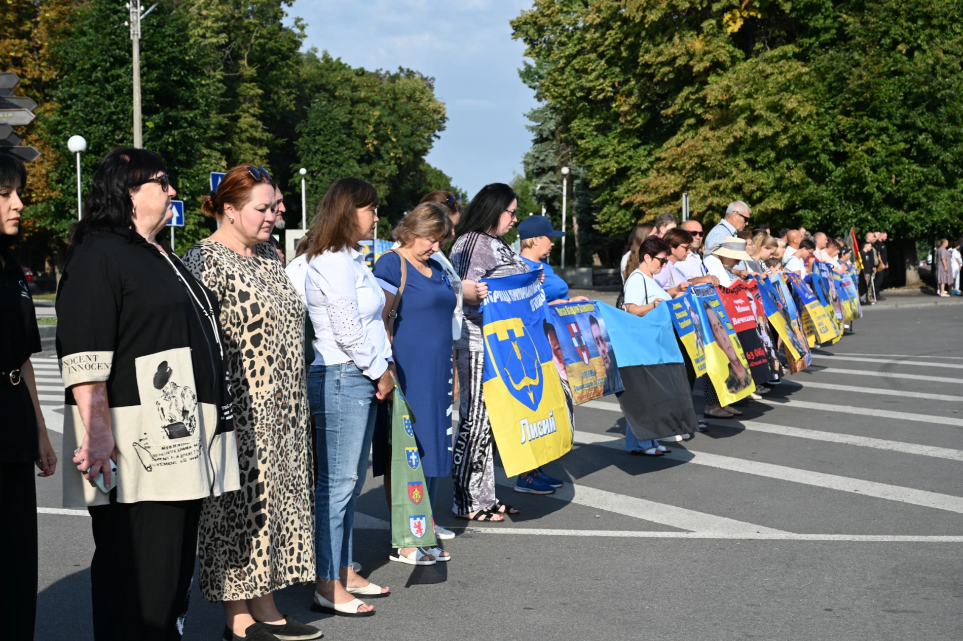 «Твоя віра — його щит. Твоя молитва — його броня»: День зниклих безвісти у Золотоноші