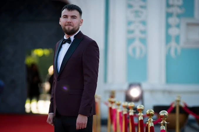 «Люди тримаються за людей і за слова»: особливості 27-го Радіодиктанту