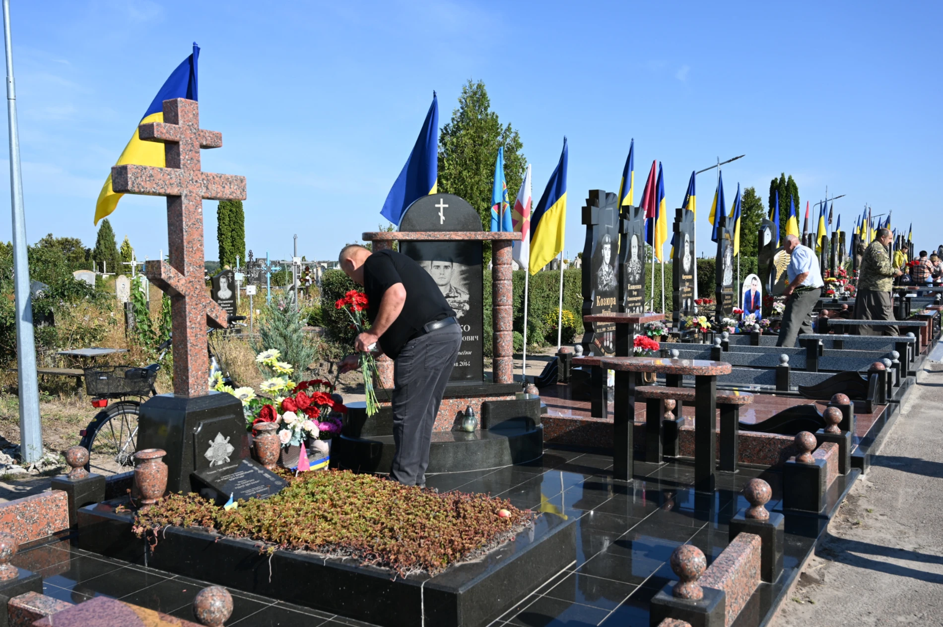 Вони пішли у безсмертя:День пам'яті захисників у Золотоноші