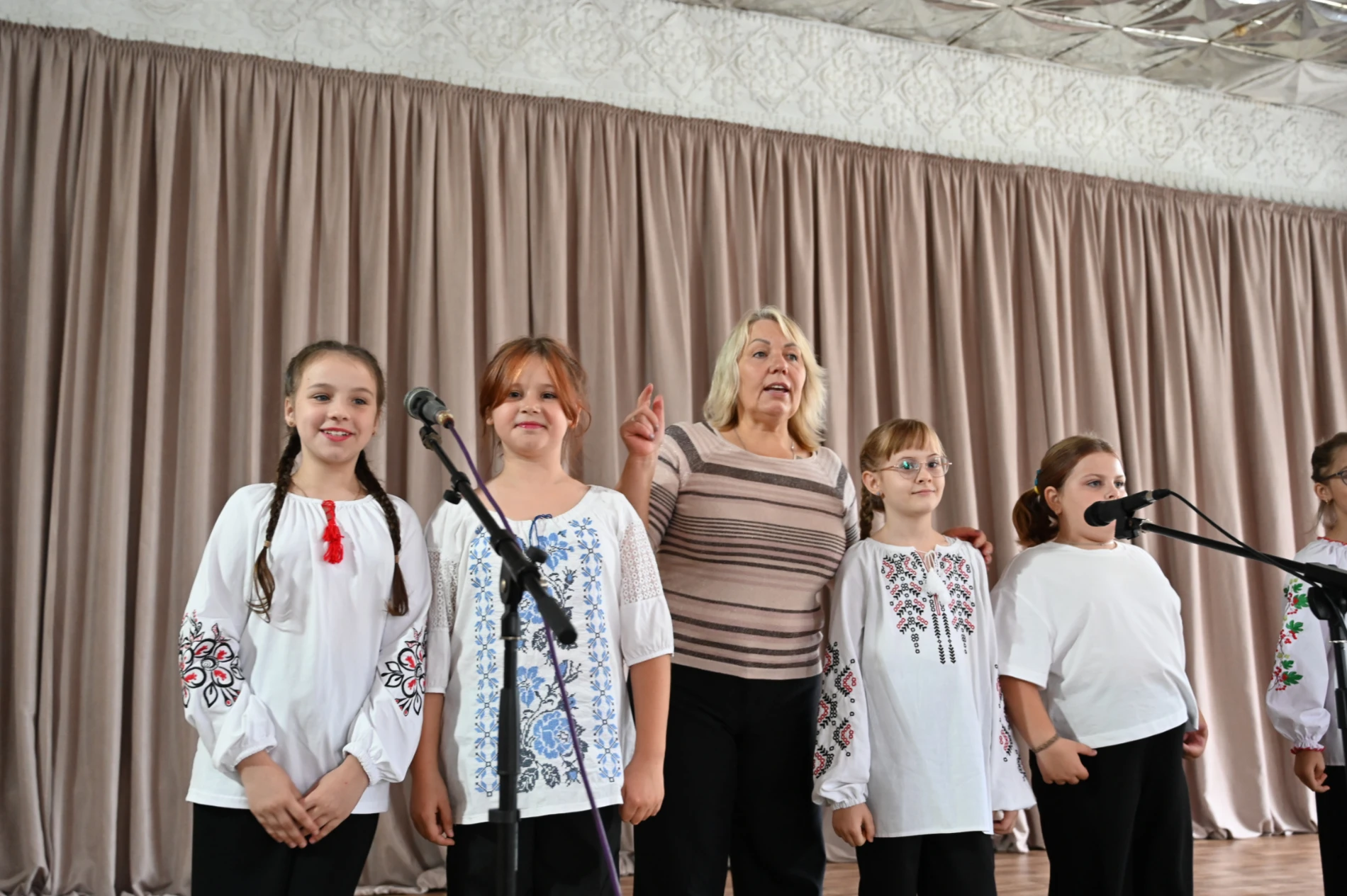 Будинок дитячо-юнацької творчості гостинно відкрив двері для школярів