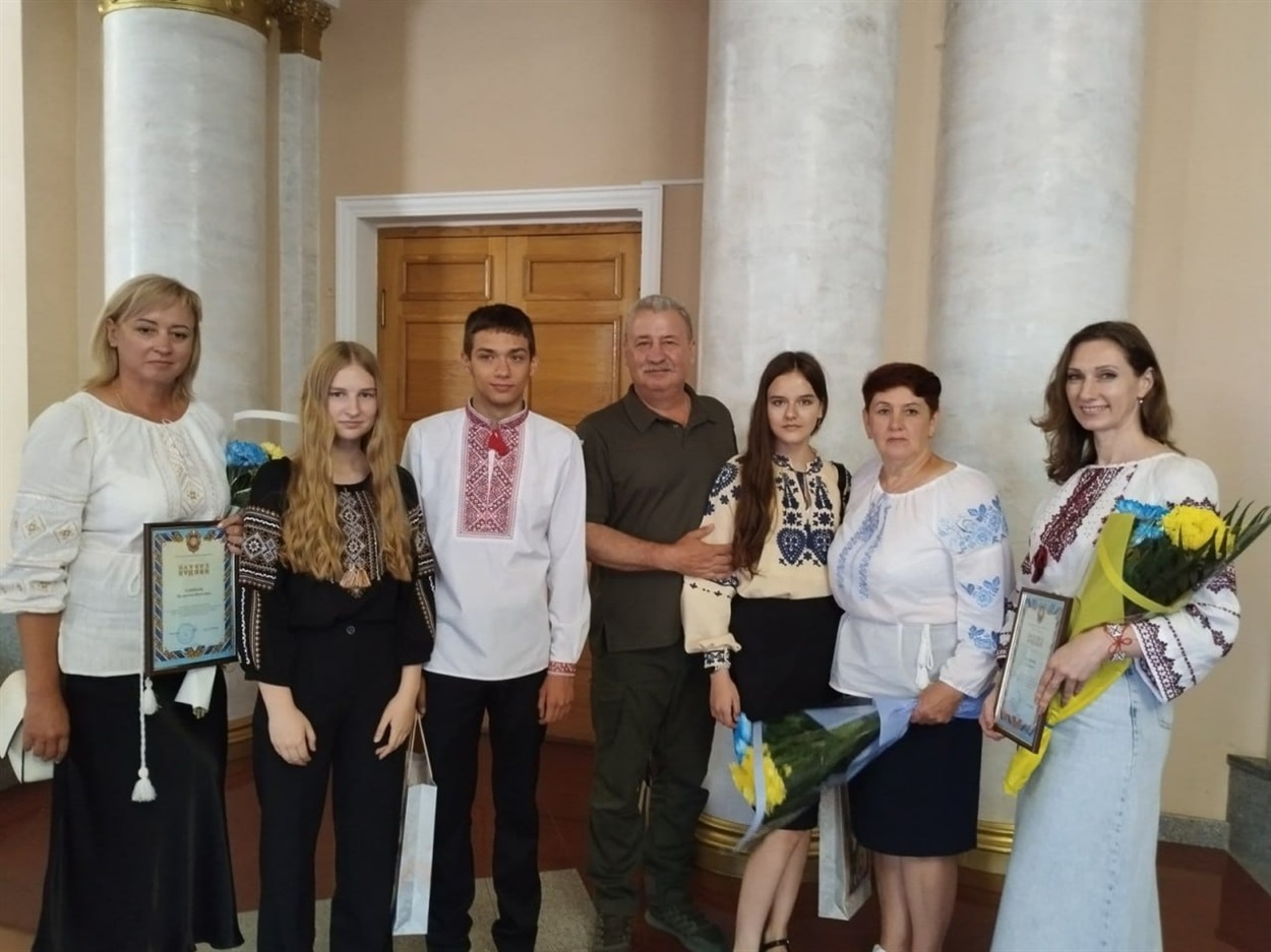 Когорта золотоніських манівців на нагородженні в Черкасах