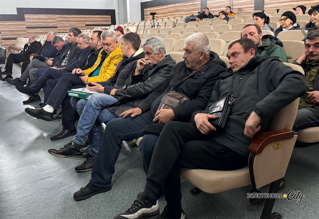 Громадські слухання у Золотоноші: чи можна запобігти підвищенню тарифів на воду?