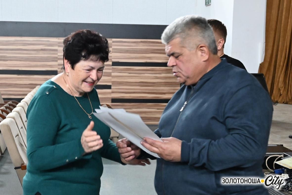 Золотоніські артисти змінили амплуа: свято у глядацькому залі