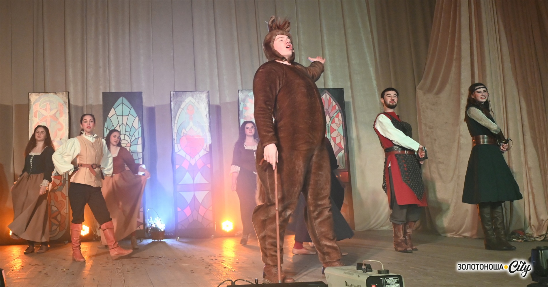 Новорічний мюзикл для золотоніської дітвори