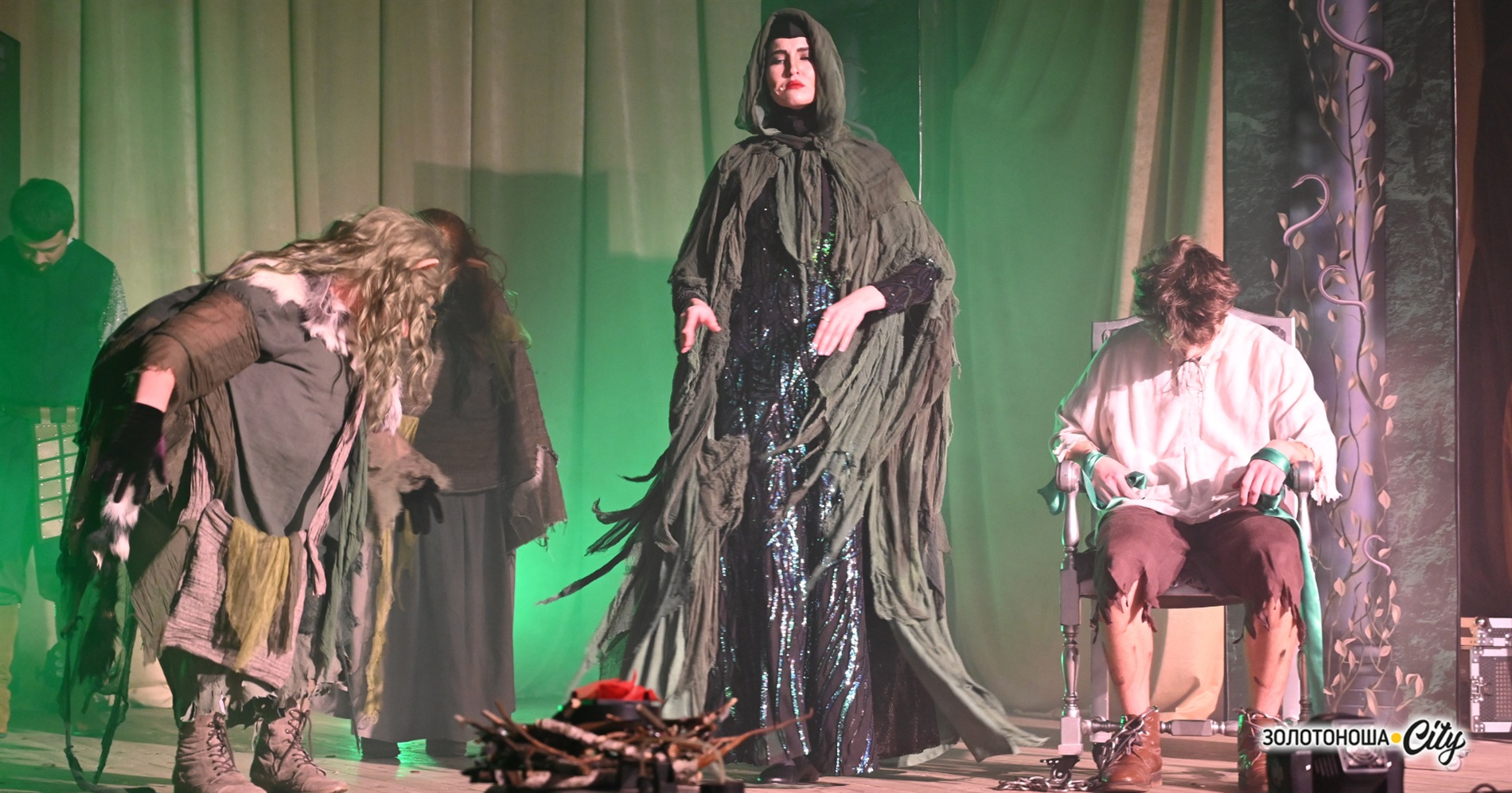 Новорічний мюзикл для золотоніської дітвори