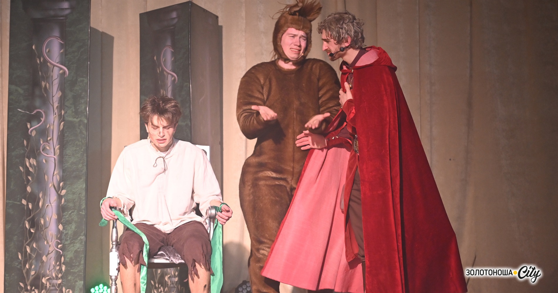 Новорічний мюзикл для золотоніської дітвори