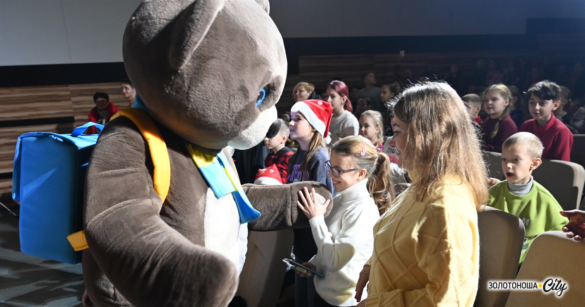 Новорічний мюзикл для золотоніської дітвори