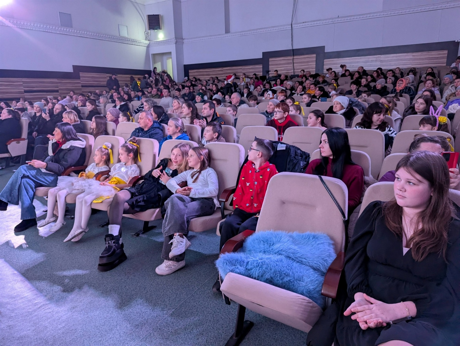 Різдвяне світло дитячих сердець для Захисників