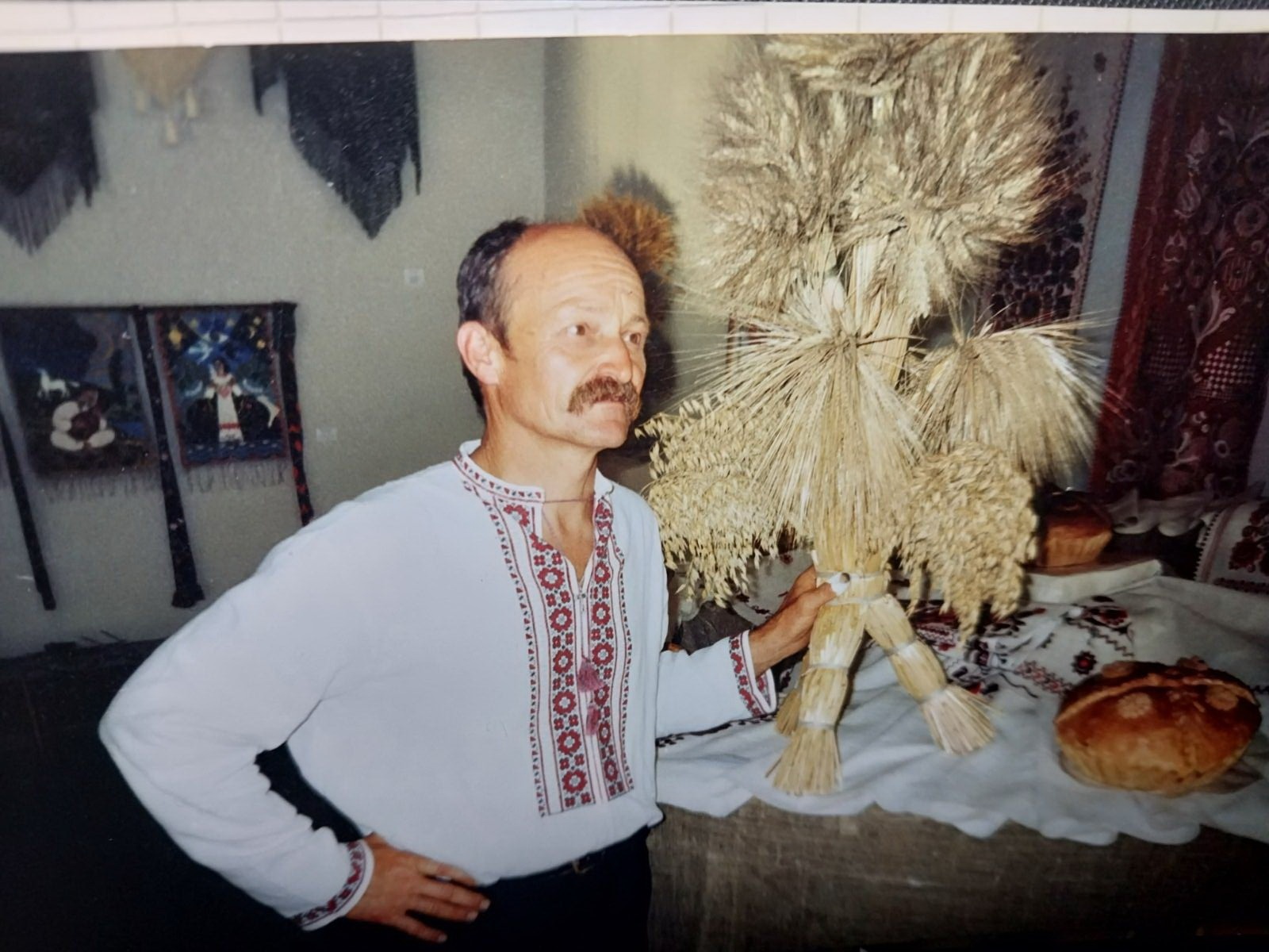 Легше на душі стане, як пісня до серця загляне