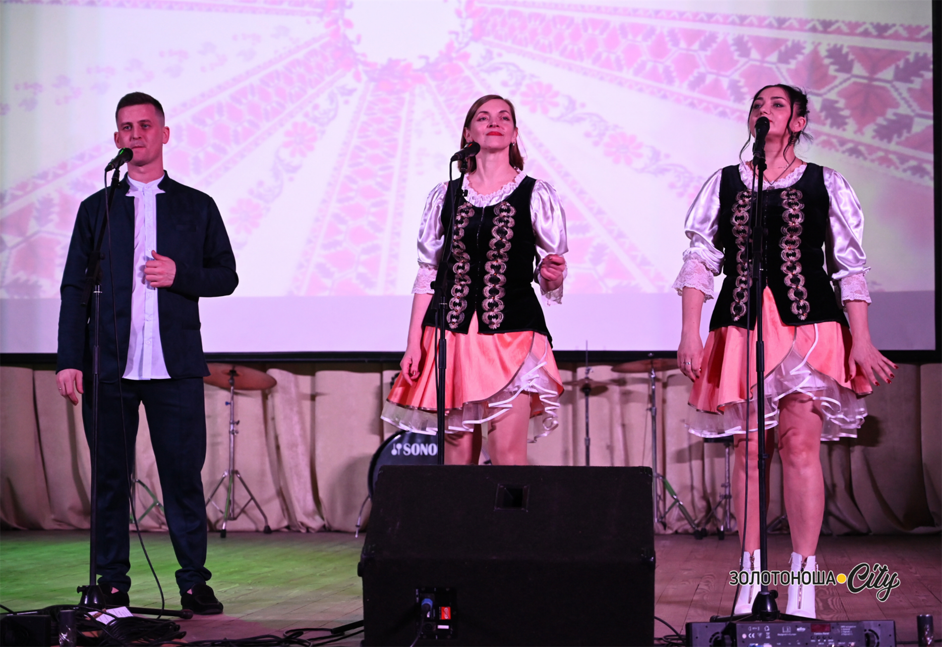 Благодійний концерт напередодні весни