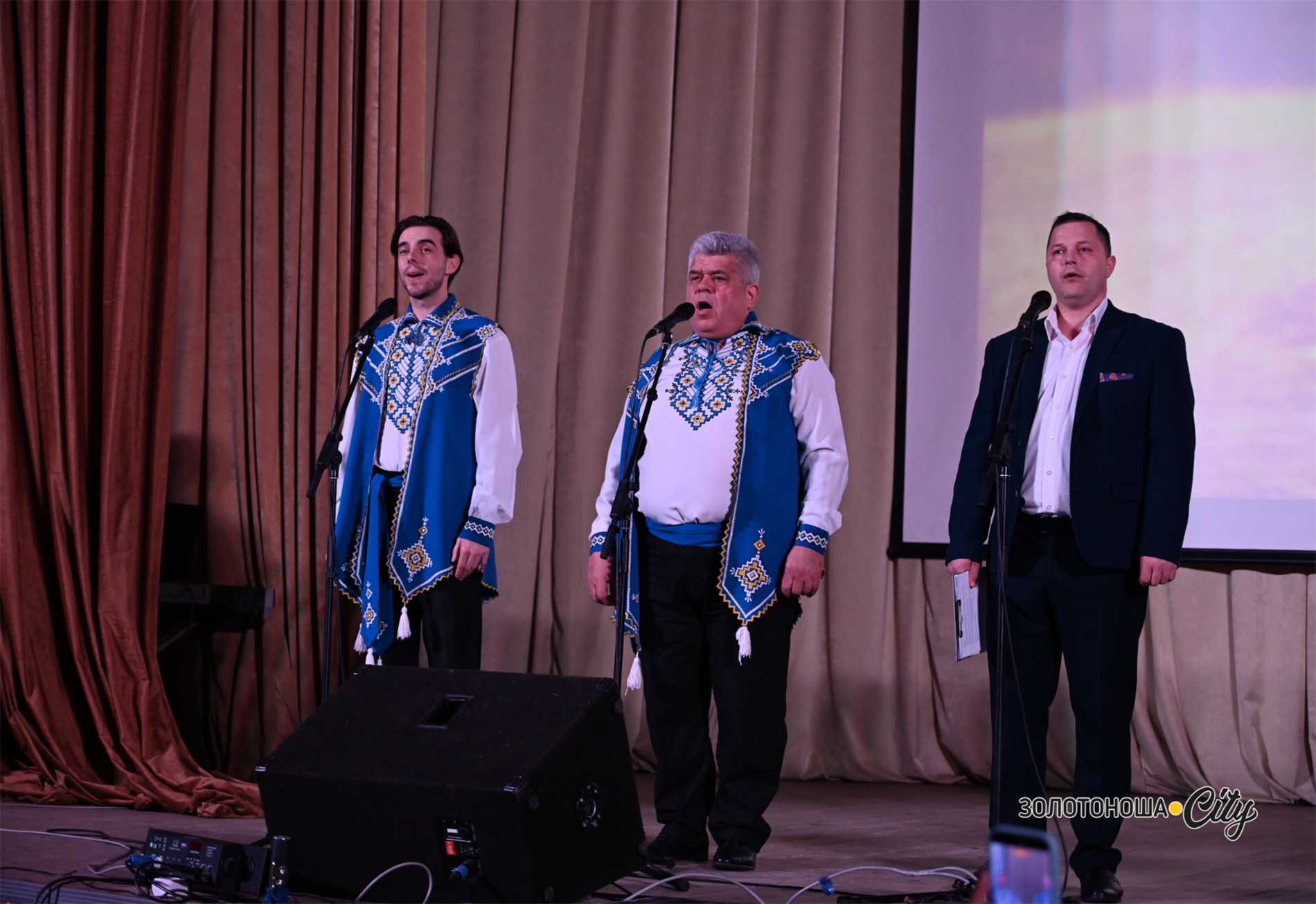 Благодійний концерт напередодні весни