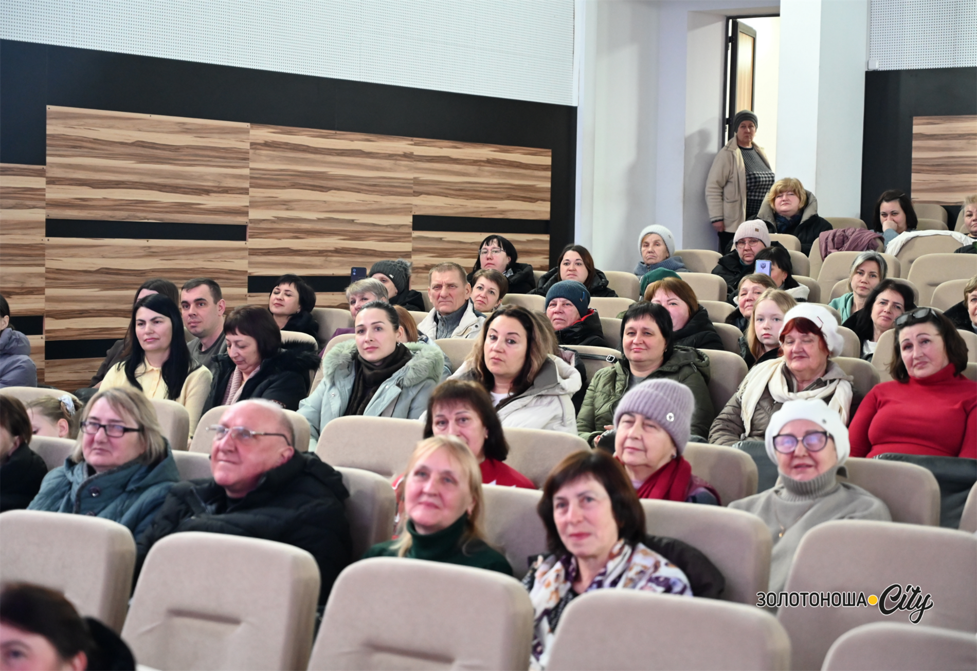 Благодійний концерт напередодні весни