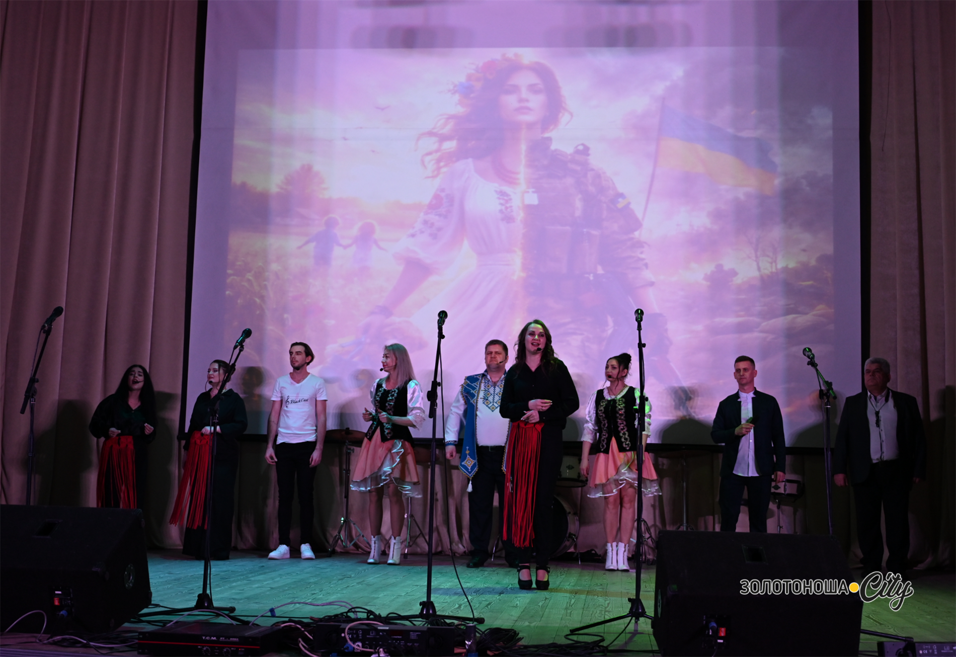 Благодійний концерт напередодні весни