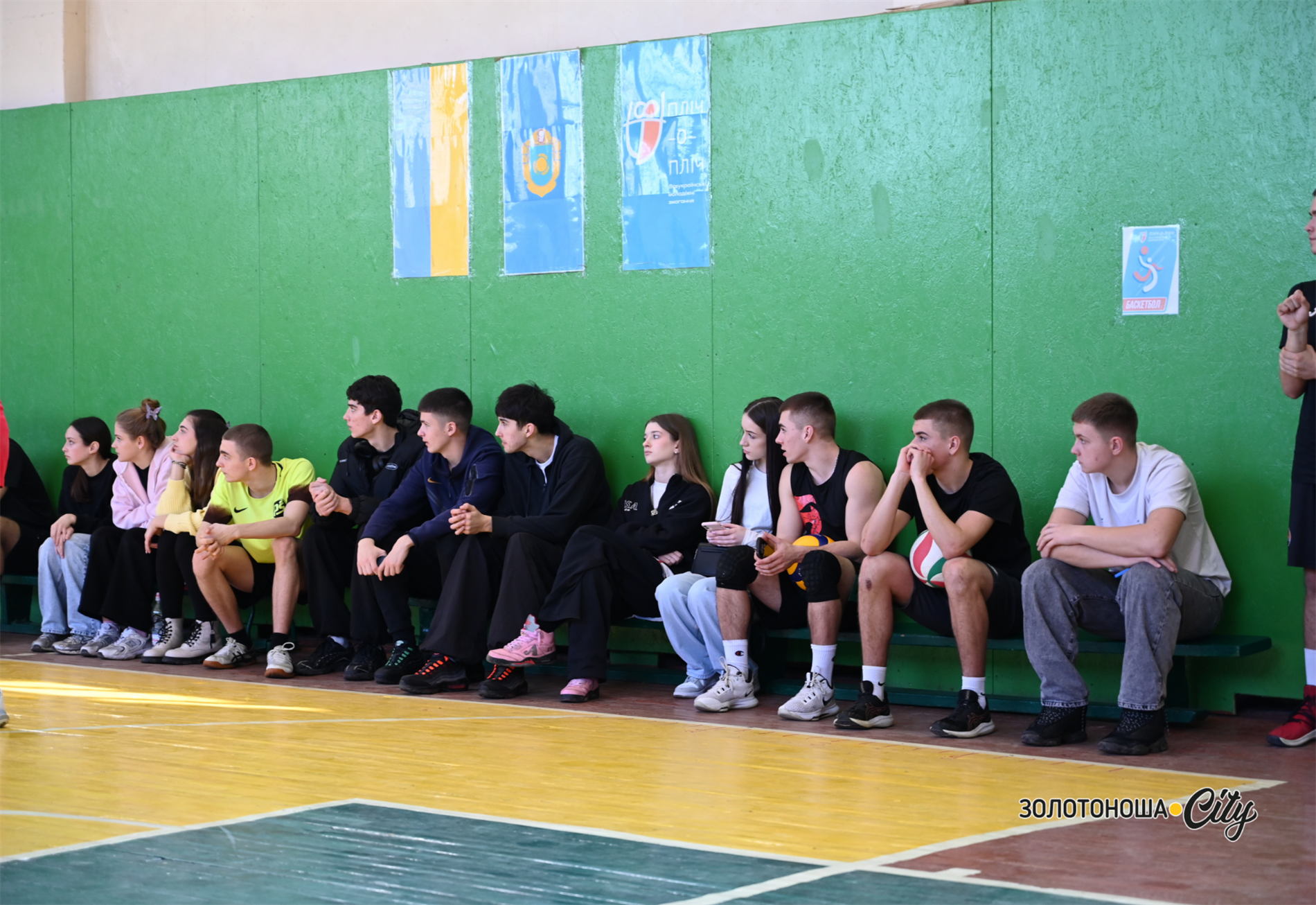 П’ятий день газетного турніру: хто лідирує, хто терпить фіаско