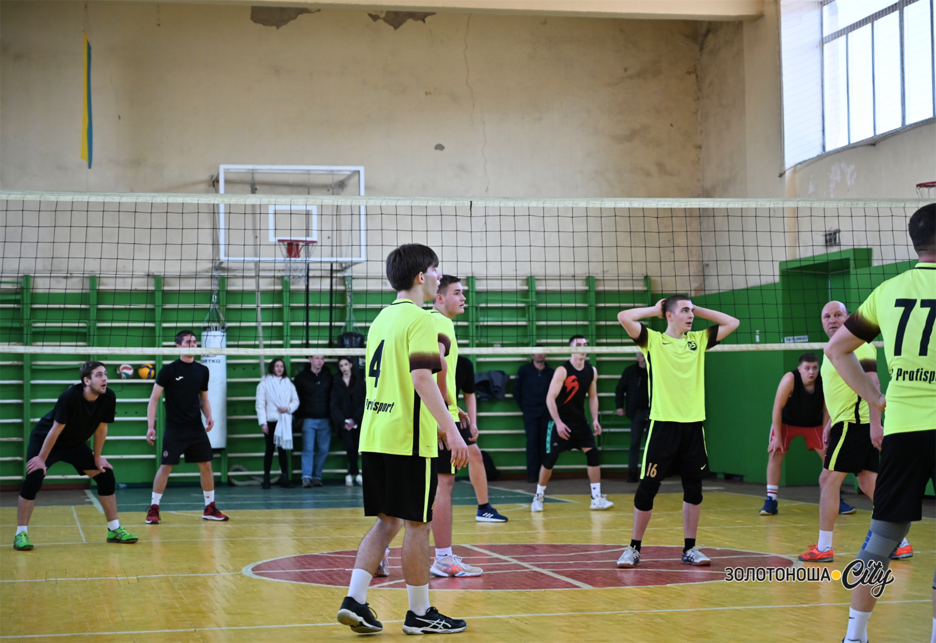 П’ятий день газетного турніру: хто лідирує, хто терпить фіаско