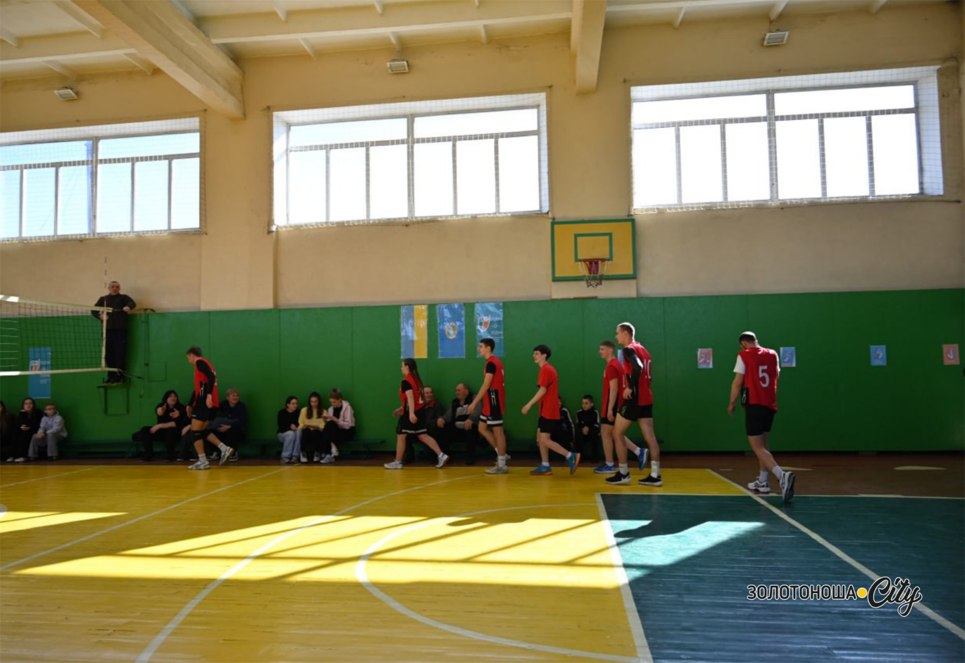 П’ятий день газетного турніру: хто лідирує, хто терпить фіаско