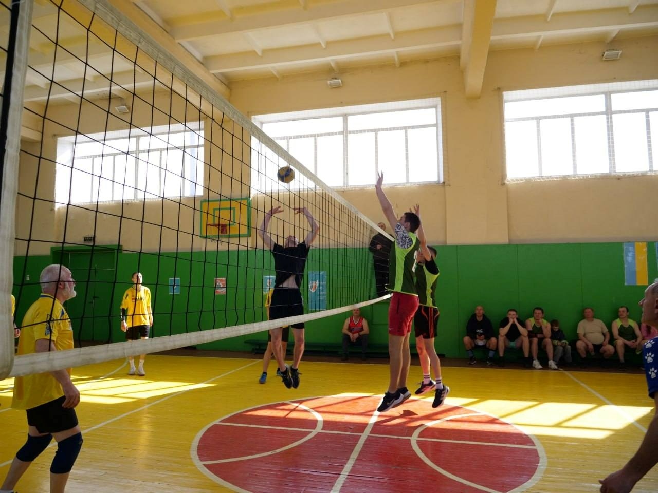 У Золотоноші відбулися ігри першості громади з волейболу: визначено фіналістів