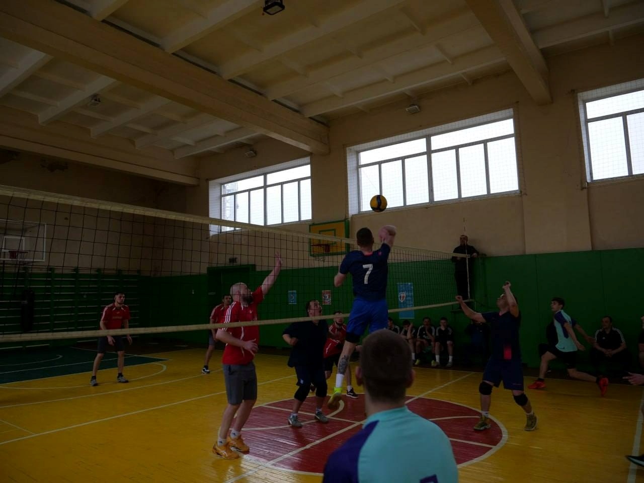У Золотоноші відбулися ігри першості громади з волейболу: визначено фіналістів