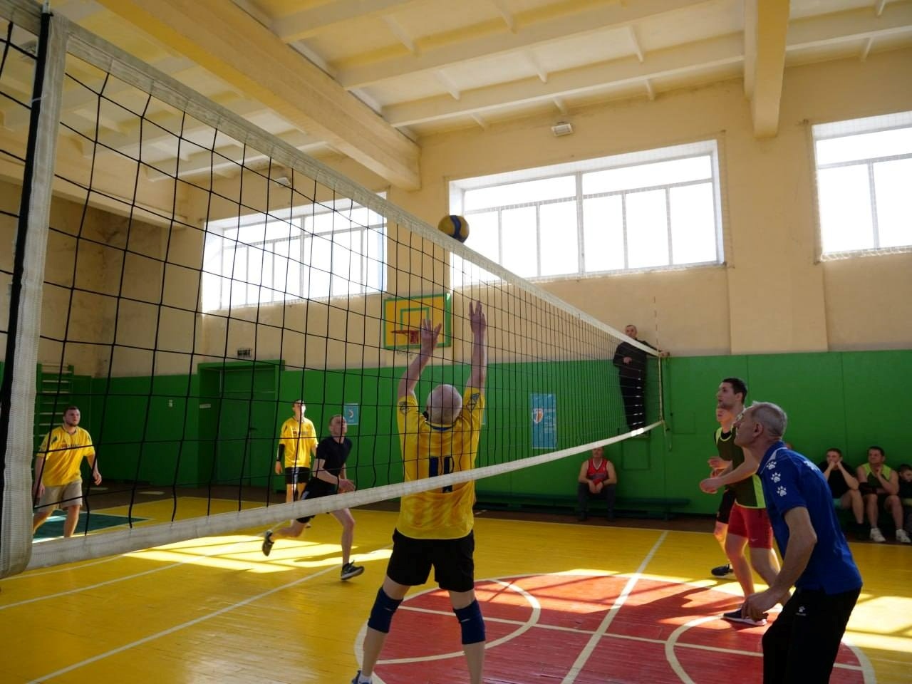 У Золотоноші відбулися ігри першості громади з волейболу: визначено фіналістів
