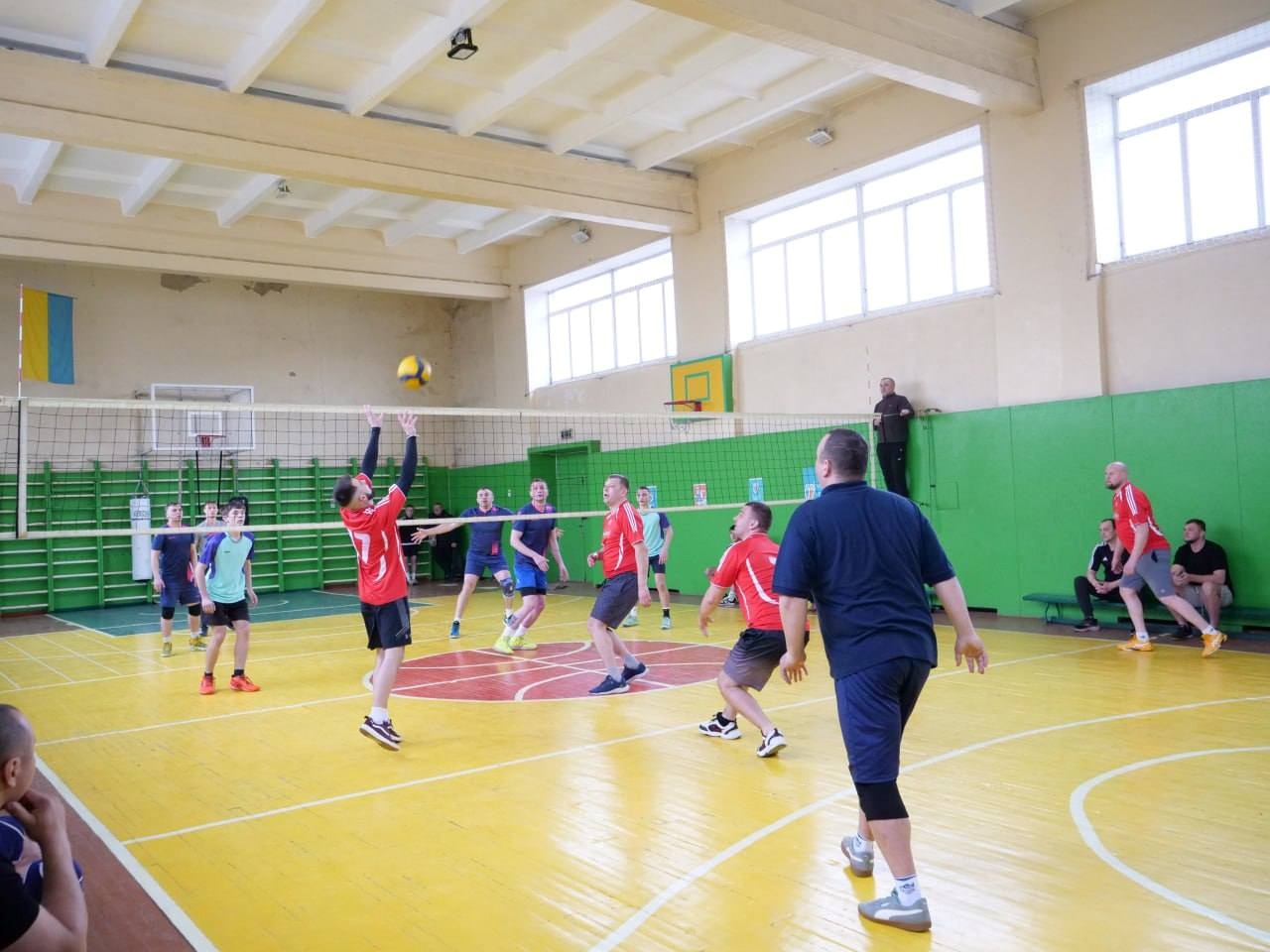 Волейбольна Золотоноша: хто стане чемпіоном?