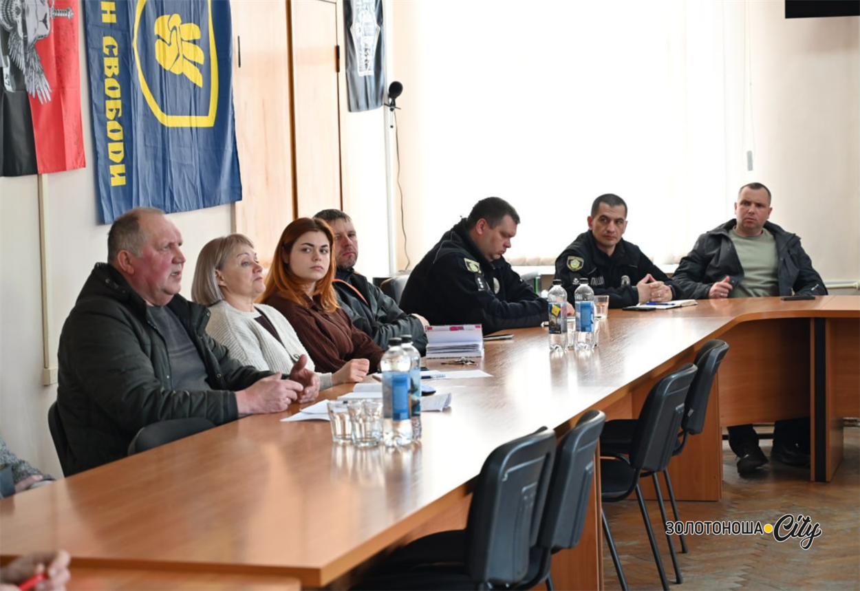 У Золотоноші обговорили нові правила утримання тварин і перспективу створення притулку