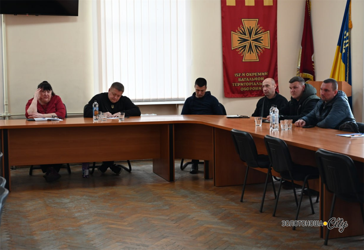 У Золотоноші обговорили нові правила утримання тварин і перспективу створення притулку