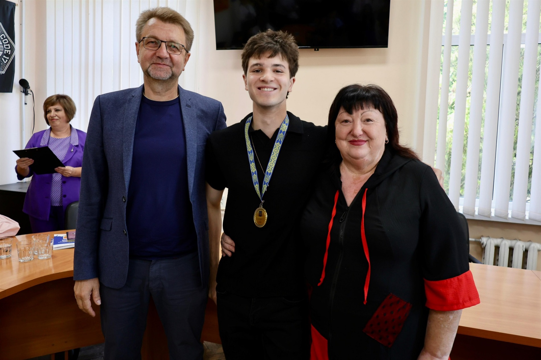 Заслужені перемоги золотоніських випускників