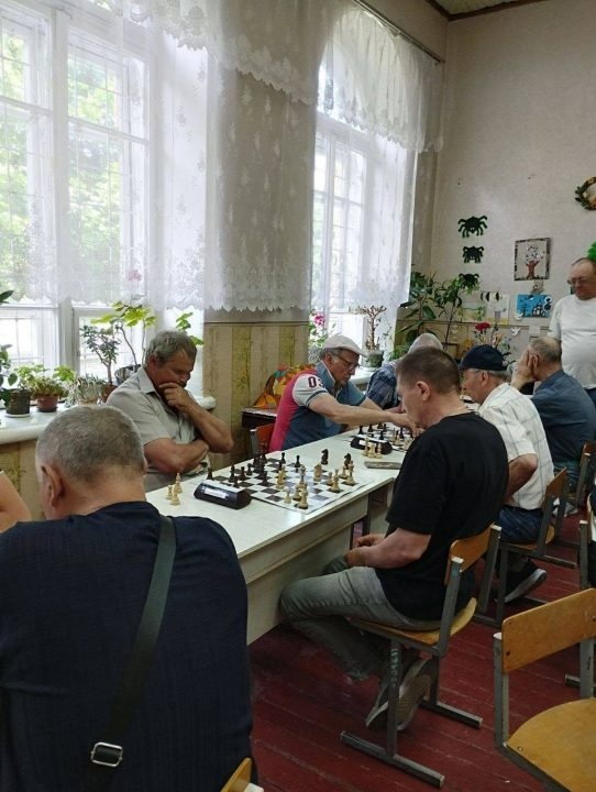 Хід за ходом до перемоги: у Золотоноші визначили найсильніших шахістів громади