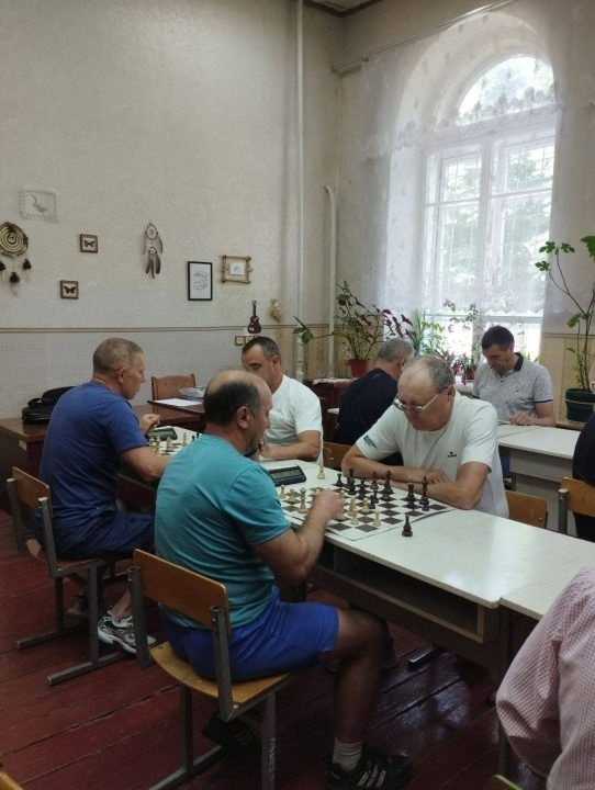 Хід за ходом до перемоги: у Золотоноші визначили найсильніших шахістів громади