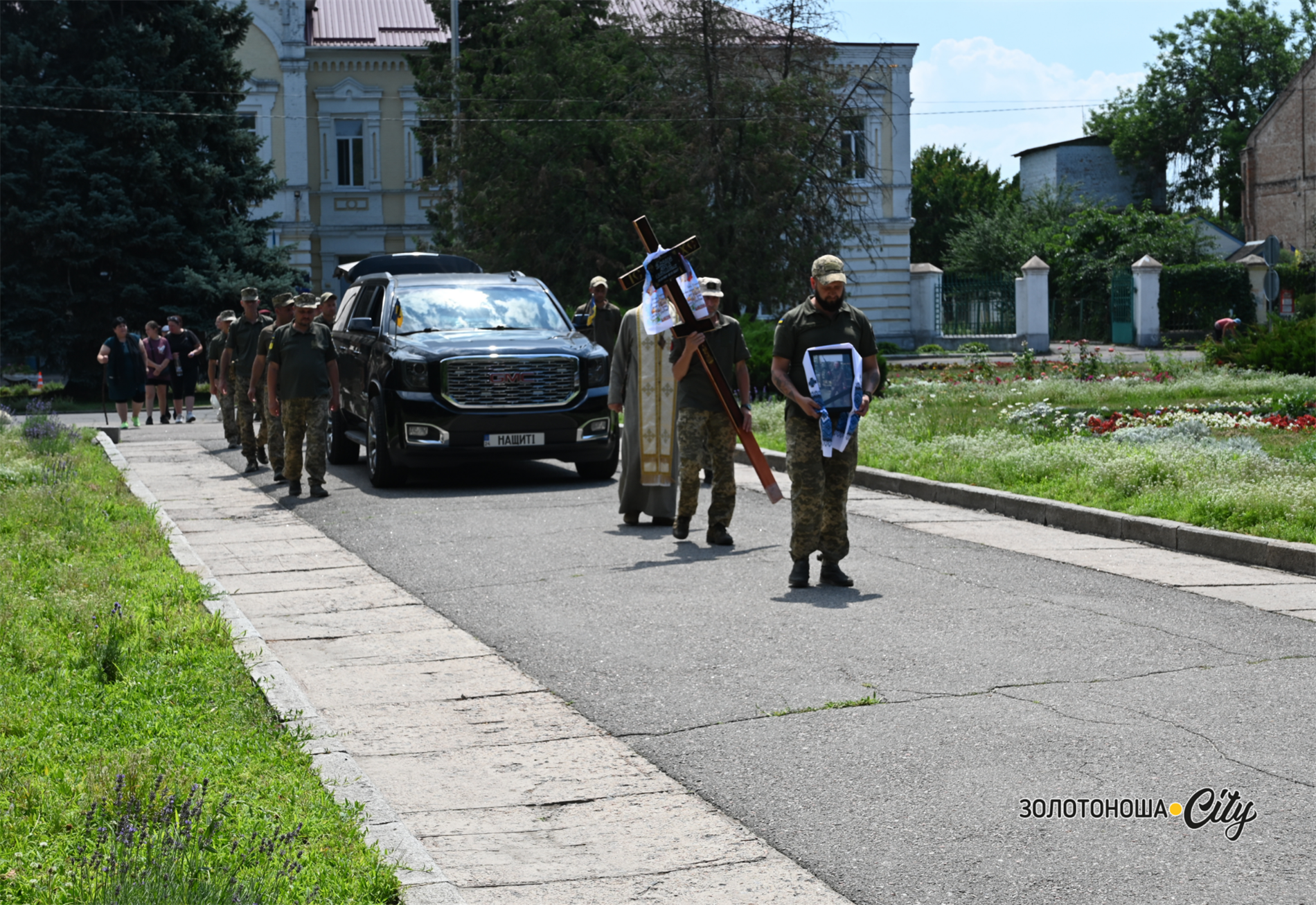 У липні побачив світ, у липні душа знайшла спокій: прощання з Юрієм Павловим