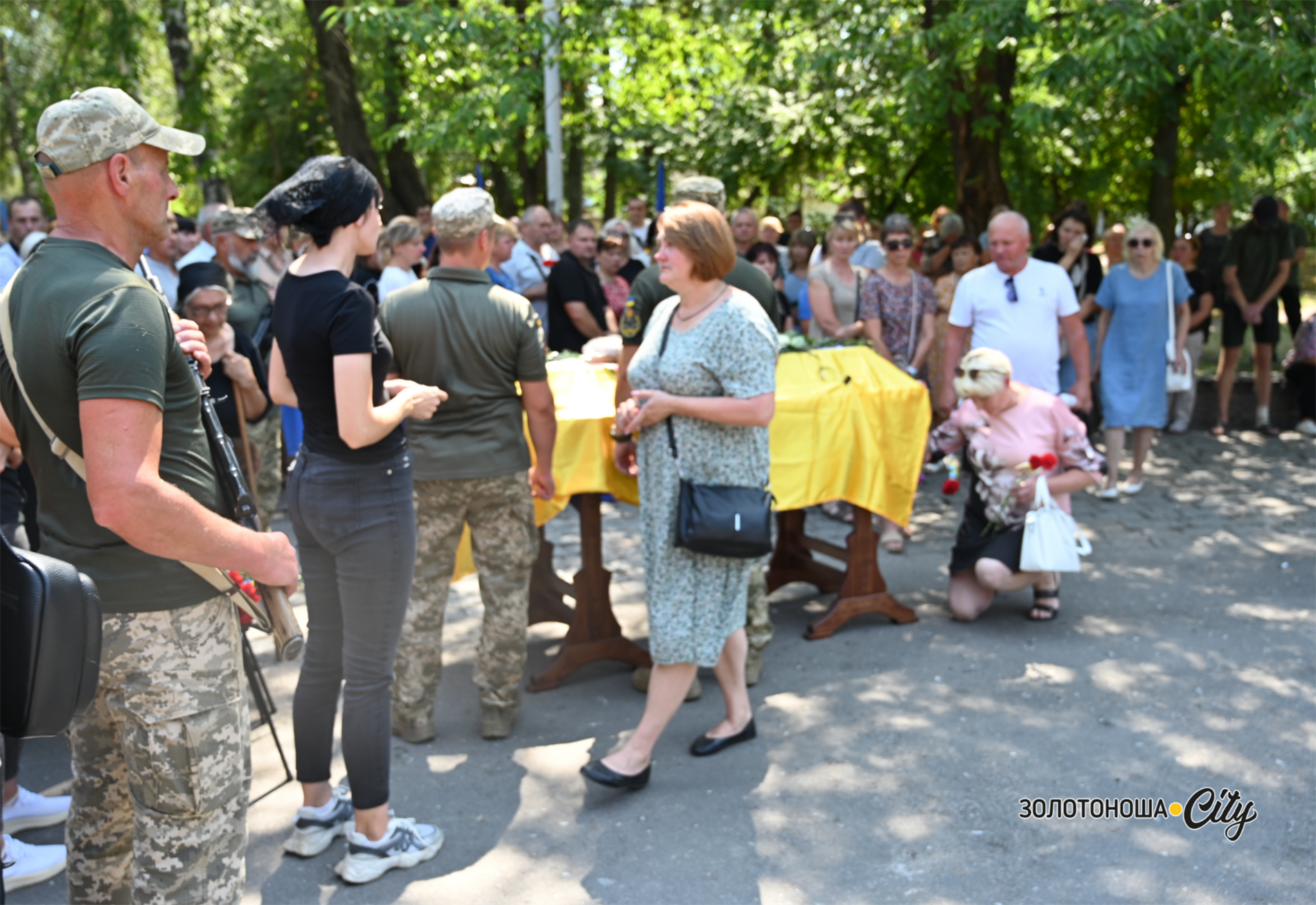 У Золотоноші попрощалися із захисником Олександром Подзьолкіним: фоторепортаж