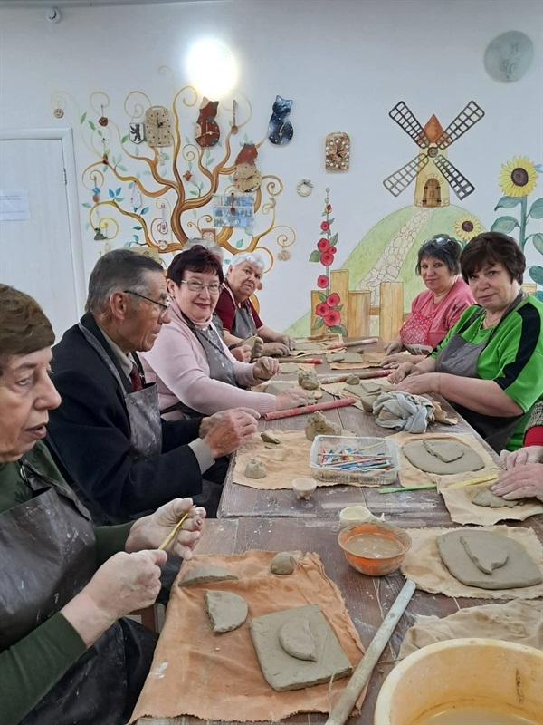 Слухайте, співають ветерани!